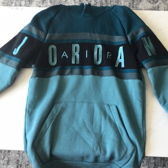 Air Jordan Island Green Hoodie - Picture 3 of 5